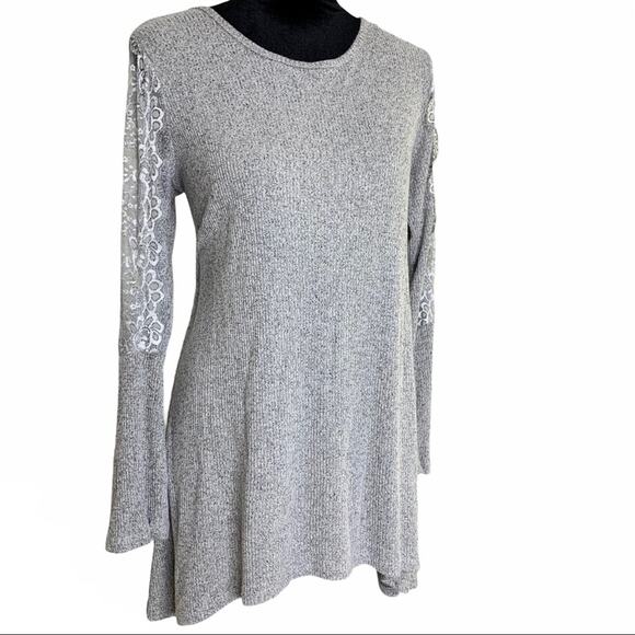 PREMISE Heather Gray Silver Lace Sleeve Long Sweater size Large - Picture 3 of 8